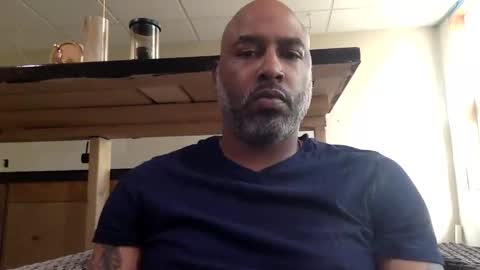 zionlion22 online show from April 7, 2:30 pm