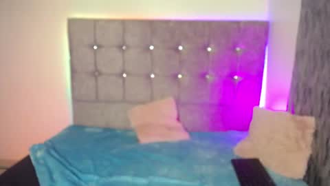 zira_lux online show from June 24, 3:46 am