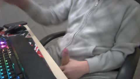 Snapshot of zkraston11 chatting on March 11, 11:15 pm zkraston11 online show from March 11, 11:15 pm