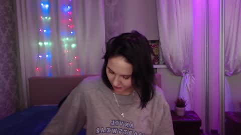 Snapshot of zlatagoddess chatting on December 29, 12:30 am Zlata online show from December 29, 12:30 am