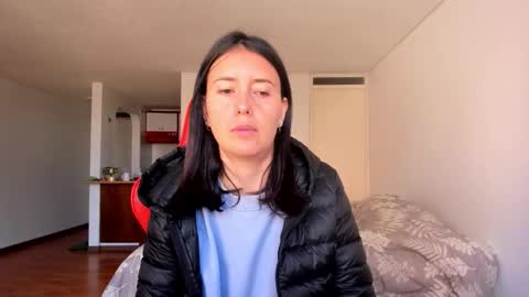 Snapshot of zoe_jeane_beker chatting on October 24, 8:09 pm ZOE online show from October 24, 8:09 pm
