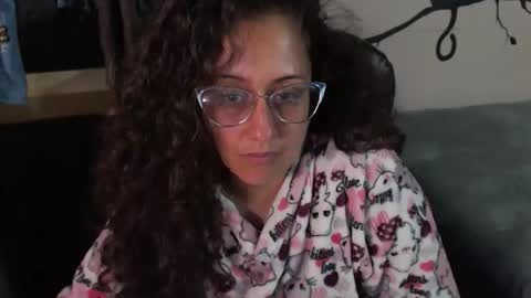 Zoe Koller online show from April 29, 3:11 am