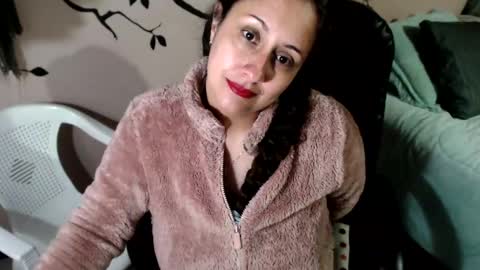 Zoe Koller online show from March 19, 1:33 am