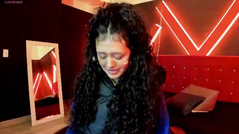 zoe  online show from July 5, 3:53 am