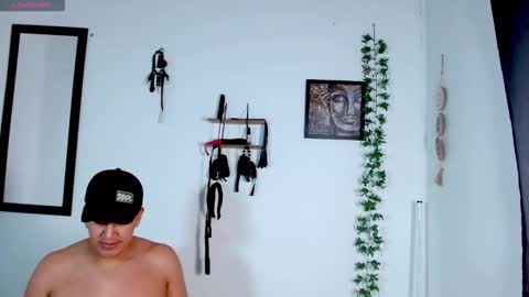 zoe_latin4 online show from May 14, 9:51 am