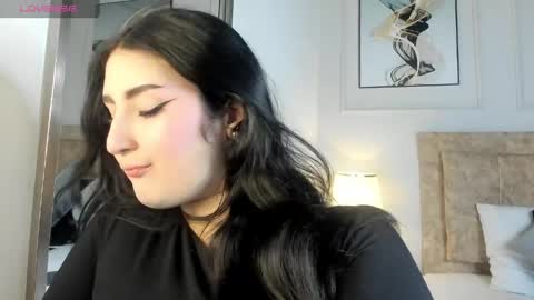 zoe_moon__ online show from May 13, 11:42 am