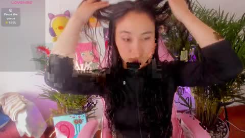 zoe_ray_y online show from April 6, 8:21 pm