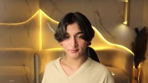 Zoe online show from November 22, 10:29 pm