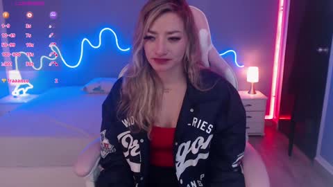 zoe online show from March 7, 10:02 am