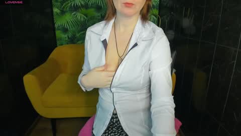 Zoe online show from January 19, 1:33 pm
