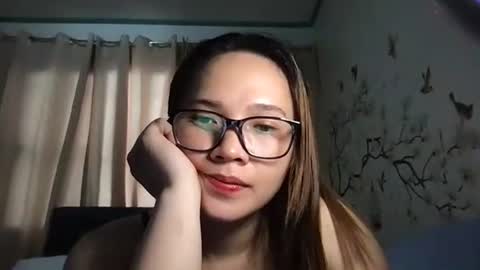 zoey_foryou online show from December 15, 3:02 am