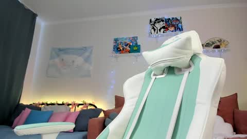 Zoey Lane online show from May 22, 3:24 am