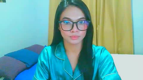 zoey online show from October 4, 8:39 pm