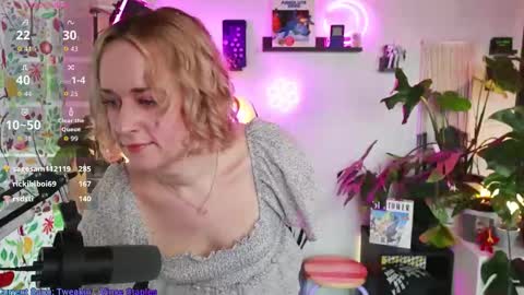 Zoey Ryan online show from November 15, 6:53 pm