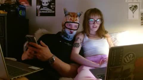 zoeyyb666 online show from February 25, 3:21 am