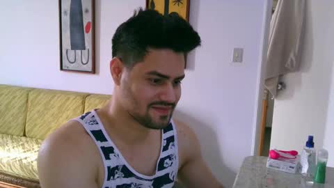 Snapshot of zohan_haidar chatting on October 2, 8:07 pm ZohanMohamed online show from October 2, 8:07 pm