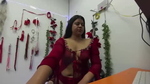 zohe cooper online show from February 16, 2:04 pm