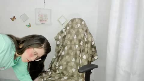 Alicie online show from February 20, 4:12 am