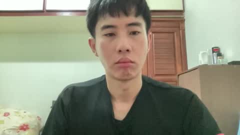 Z online show from April 18, 2:52 pm