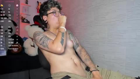 Zury Ramirez online show from October 2, 9:02 pm