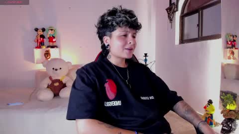 Zury Ramirez online show from May 15, 8:05 pm