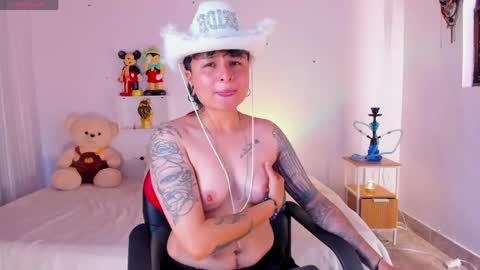 Zury Ramirez online show from May 11, 4:26 pm