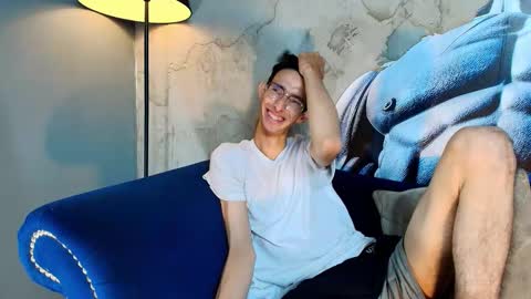 Zyro Nigth online show from November 24, 10:52 pm